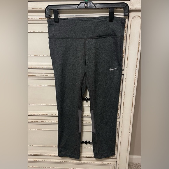 Nike Pants - NIKE DriFit Capri Leggings
